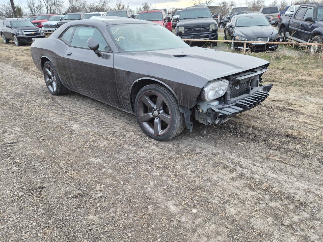 DODGE CHALLENGER 2013