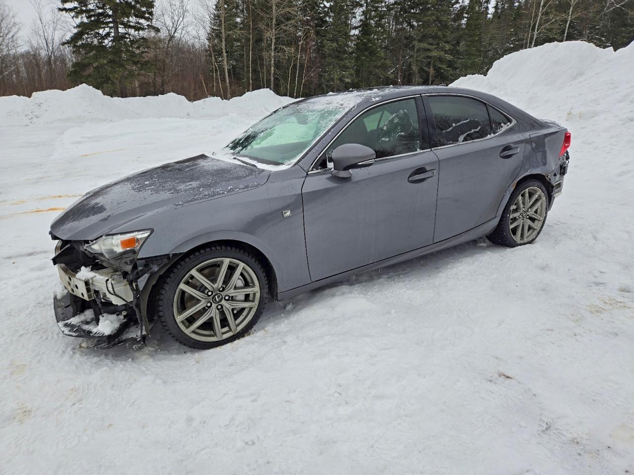 LEXUS IS 2015