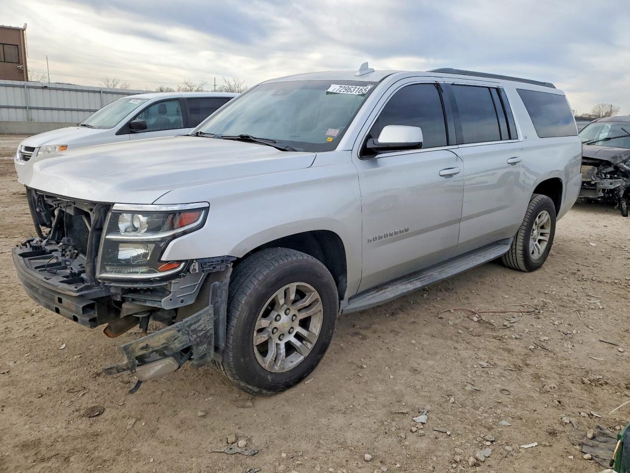 CHEVROLET SUBURBAN 2016