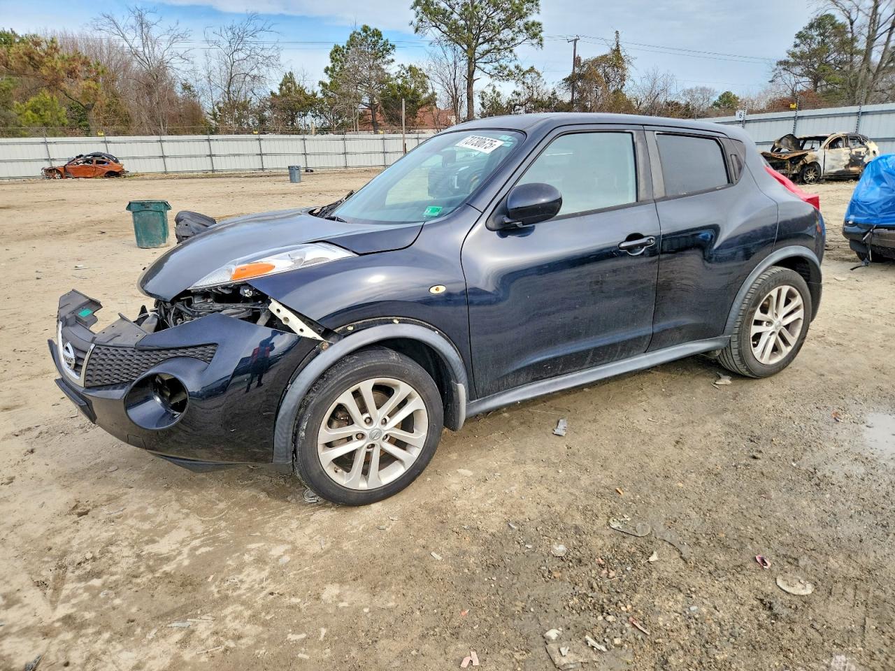 NISSAN JUKE 2012