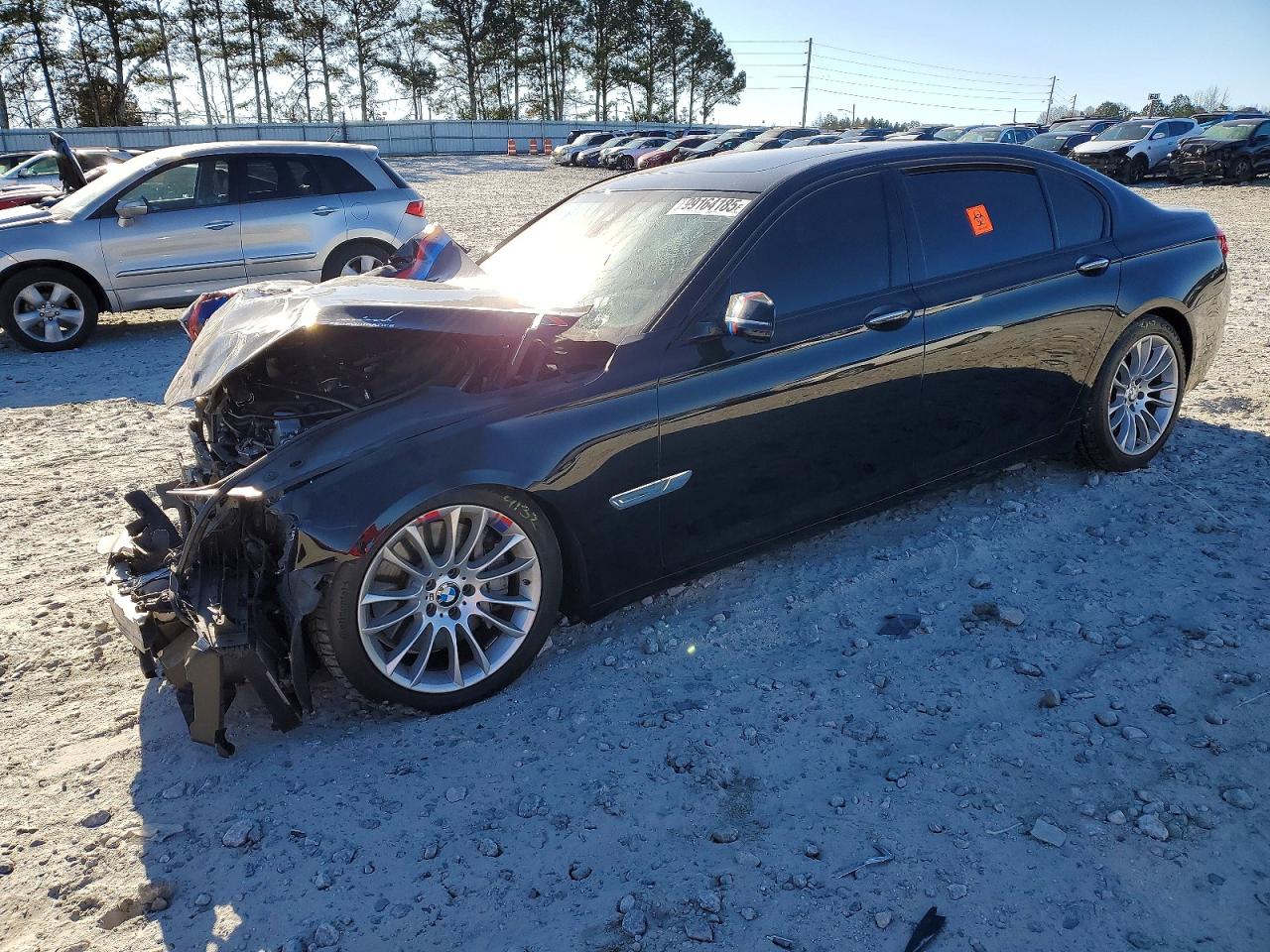 BMW 750 2014