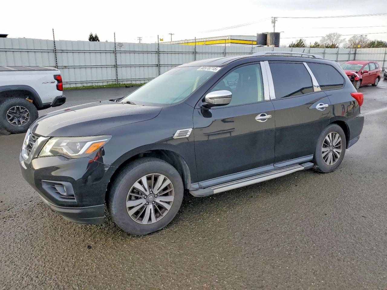 NISSAN PATHFINDER 2017
