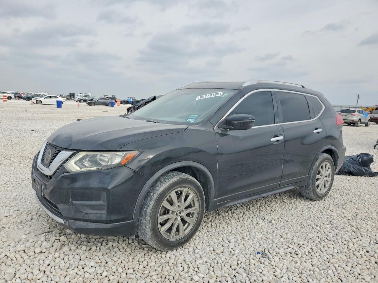 NISSAN ROGUE 2017