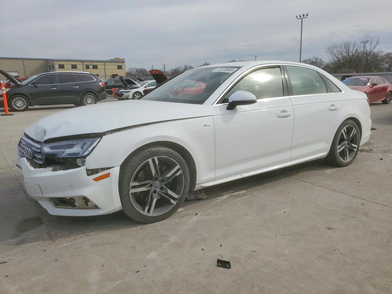 AUDI A4 2018