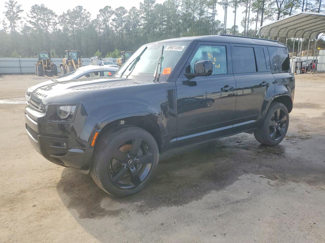 LAND ROVER DEFENDER 2024