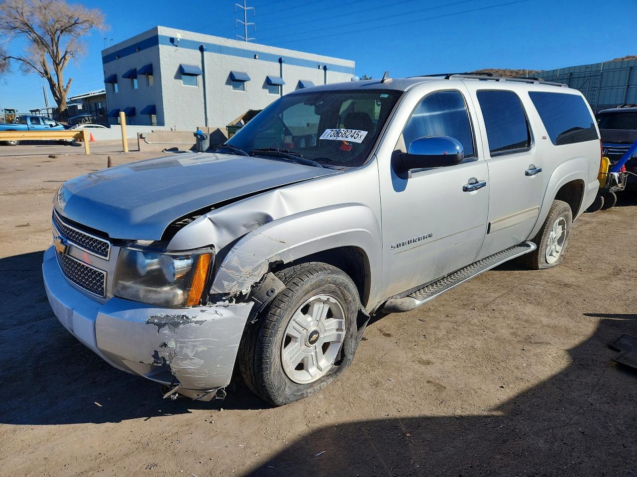 CHEVROLET SUBURBAN 2011