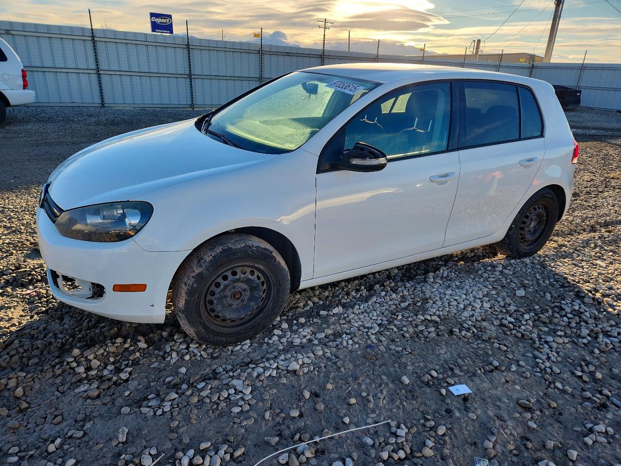 VOLKSWAGEN GOLF 2012