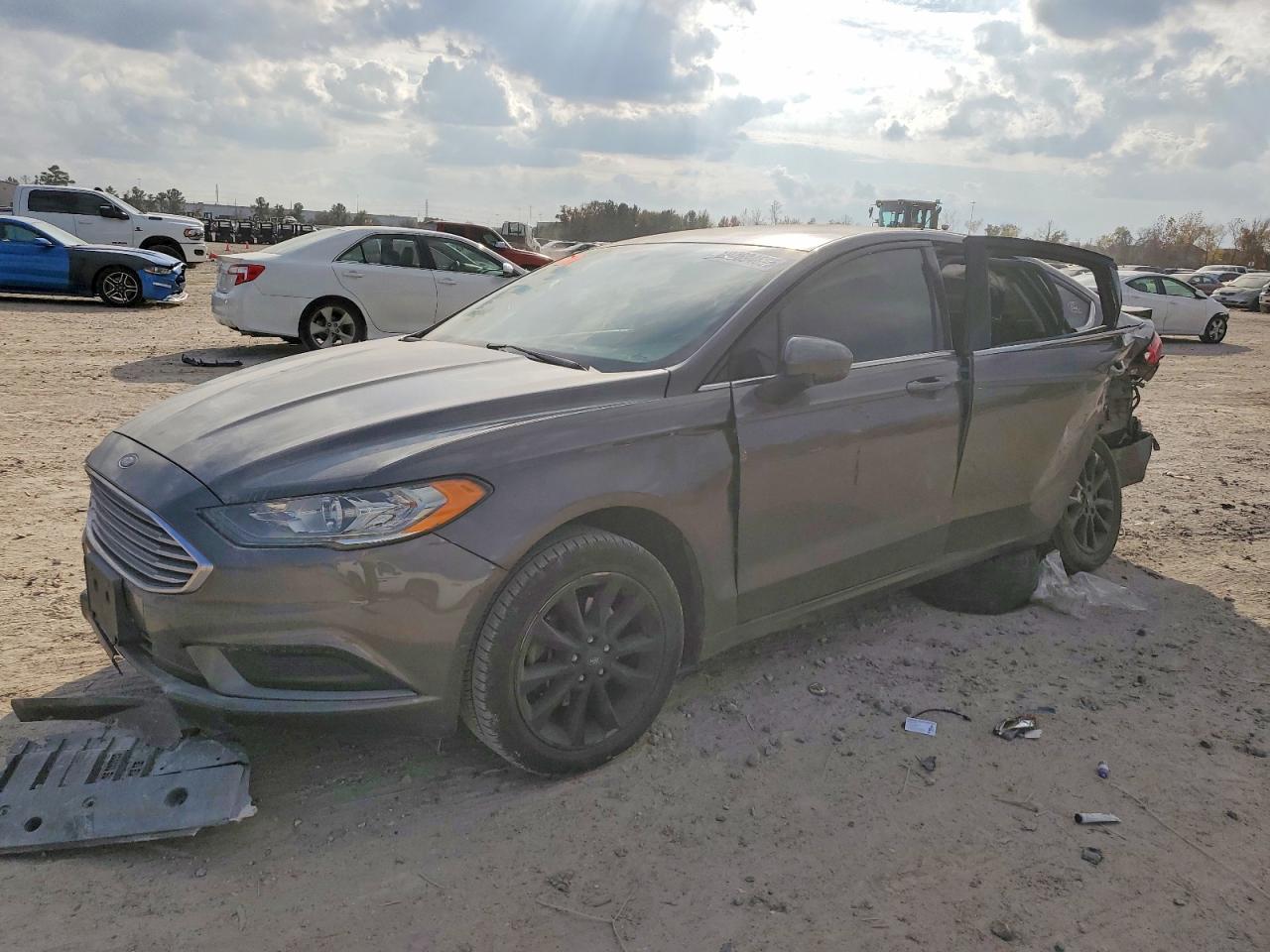 FORD FUSION 2017