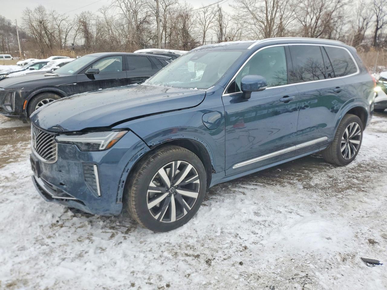 VOLVO XC90 CORE 2025