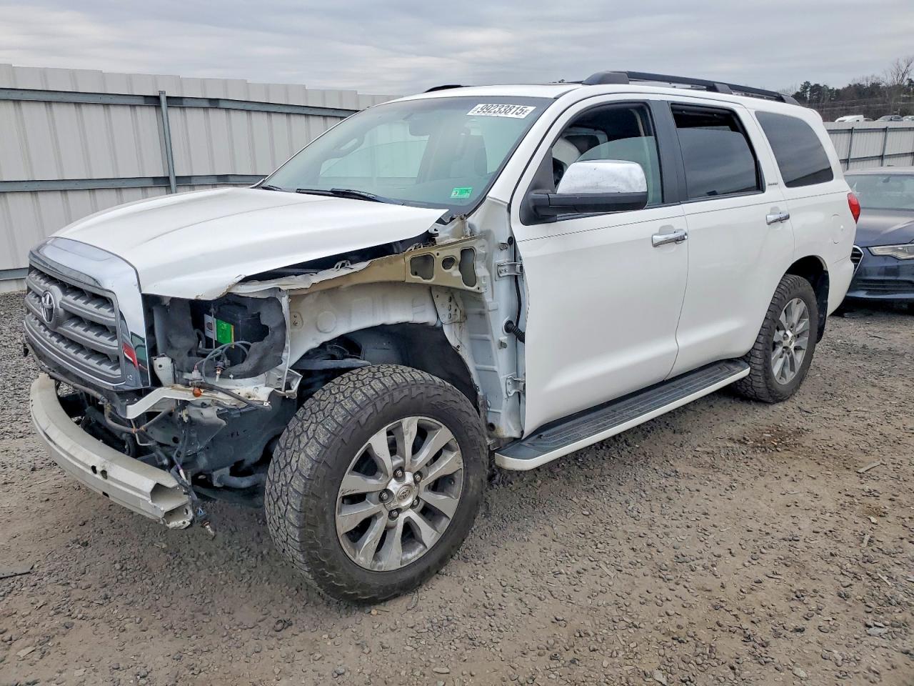 TOYOTA SEQUOIA LI 2013