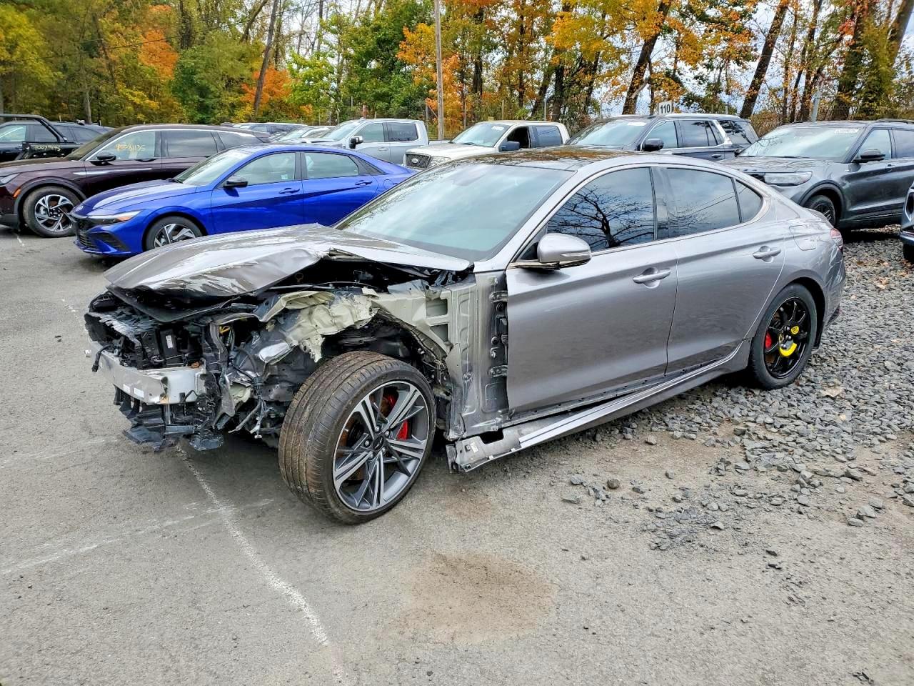 GENESIS G70 BASE 2025