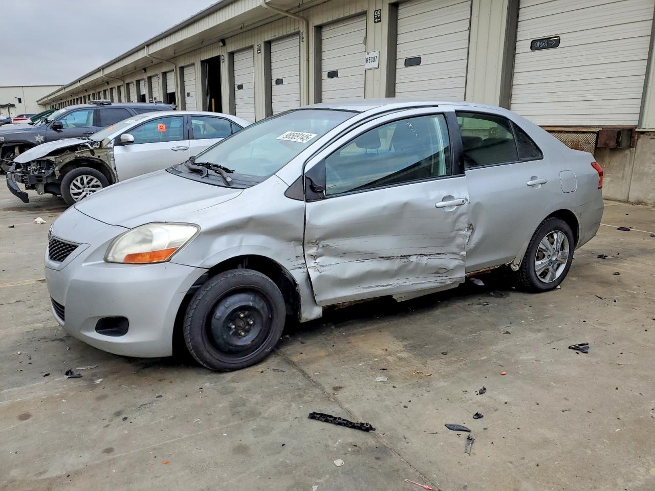 TOYOTA YARIS 2009