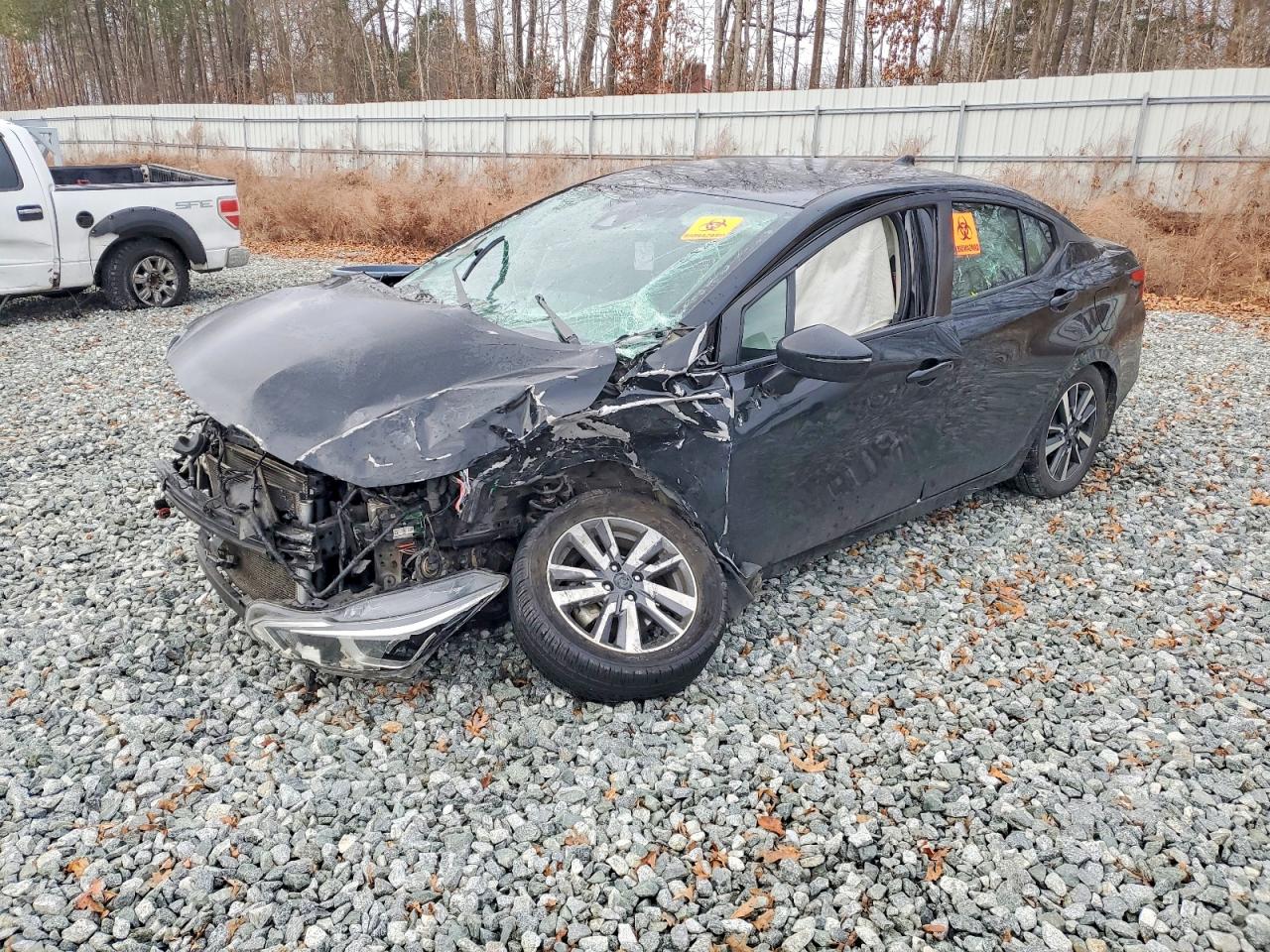 NISSAN VERSA 2020