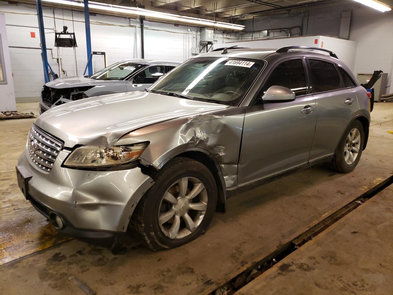 INFINITI FX35 2004