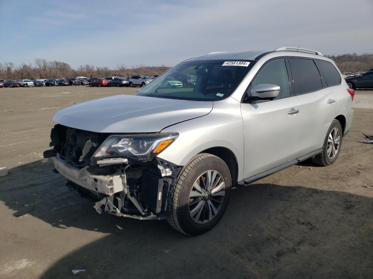 NISSAN PATHFINDER 2017