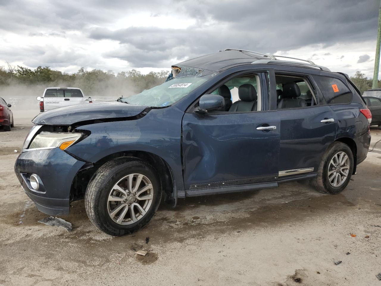 NISSAN Pathfinder 2016