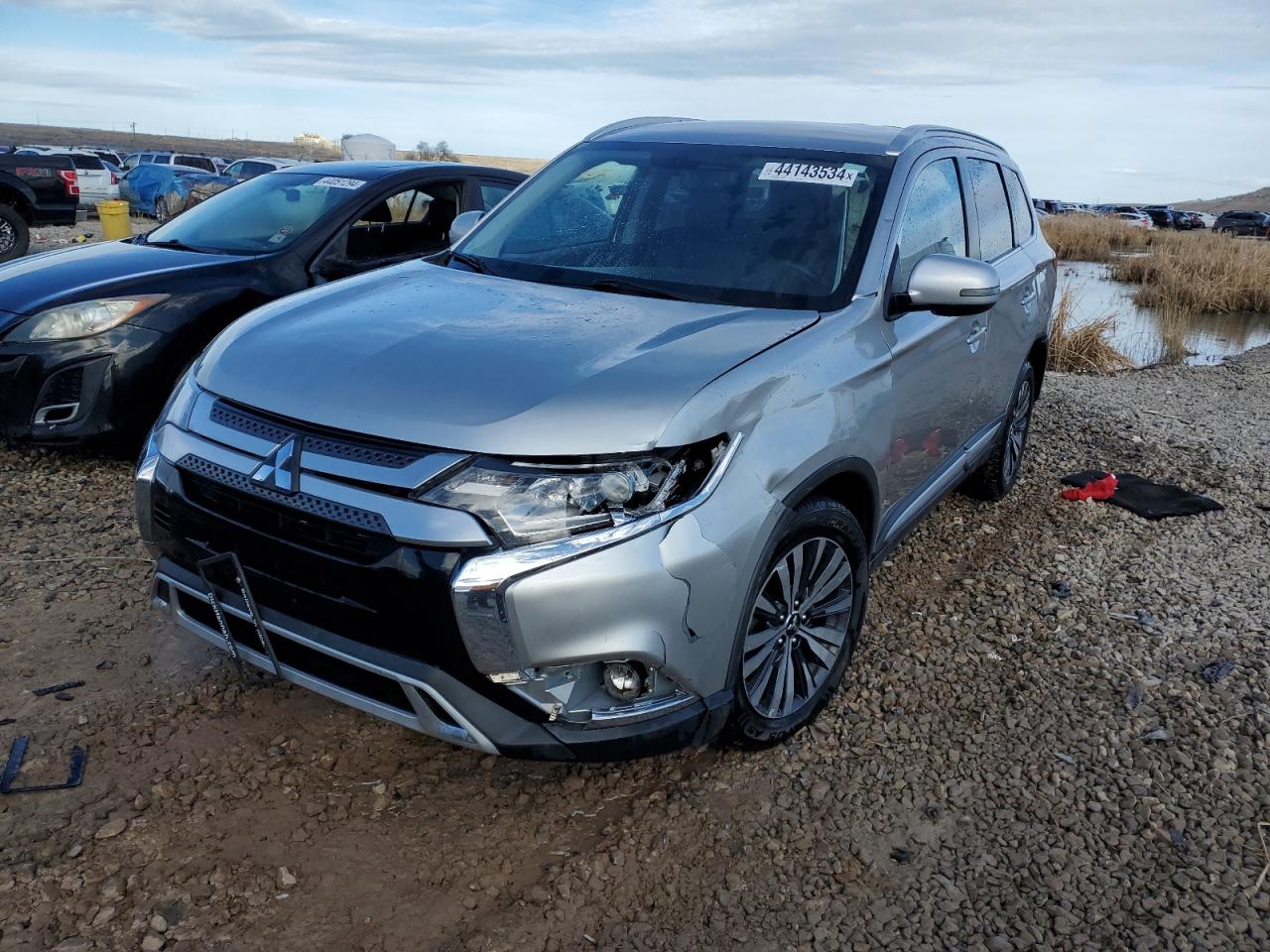 MITSUBISHI OUTLANDER 2019