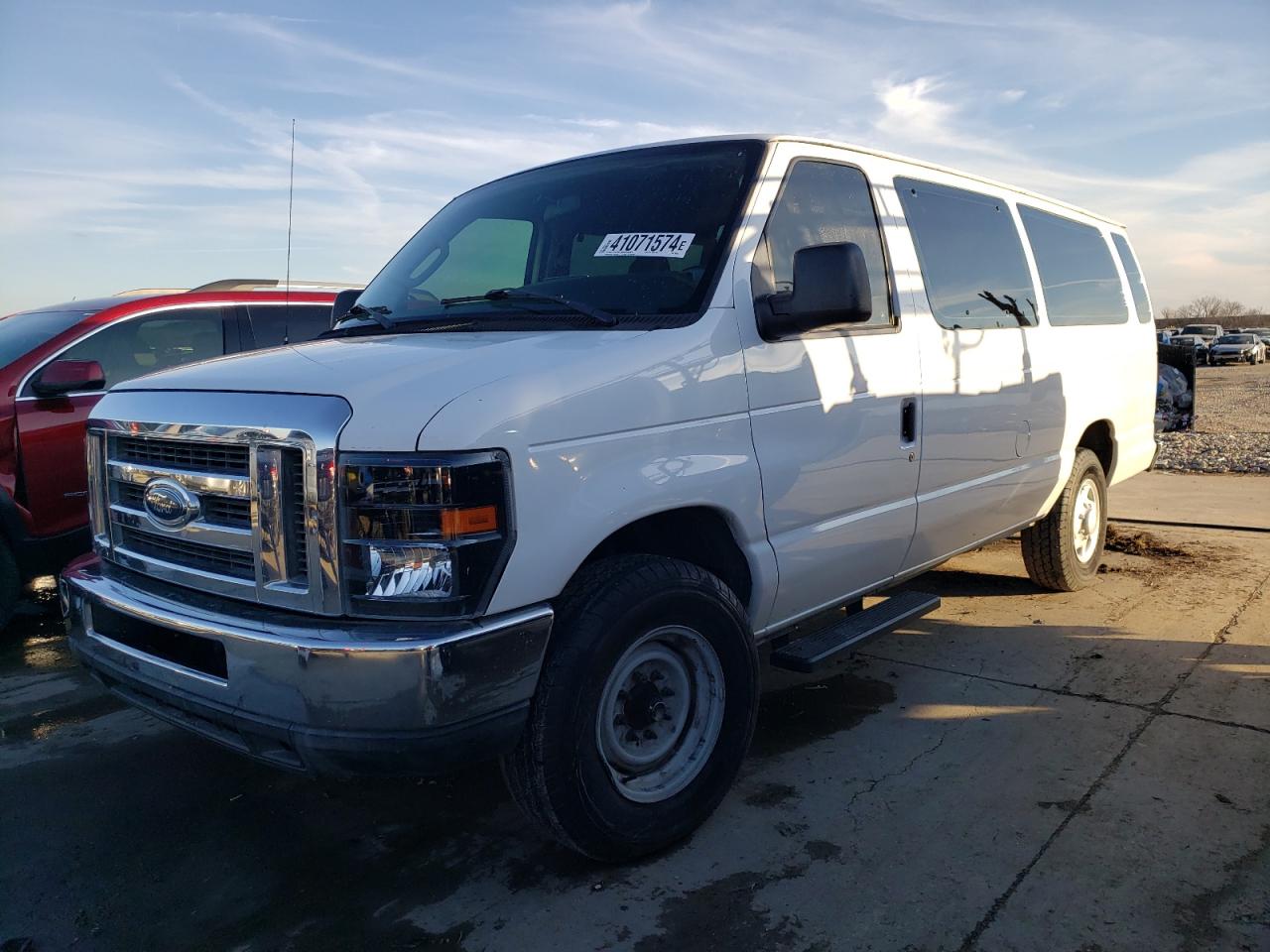 FORD ECONOLINE 2010