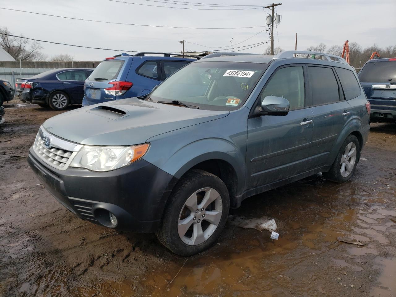 SUBARU FORESTER 2011