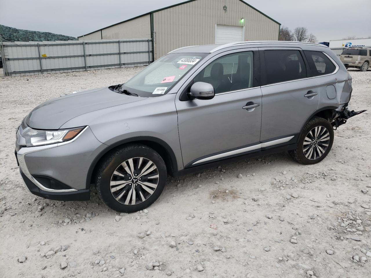 MITSUBISHI OUTLANDER 2020