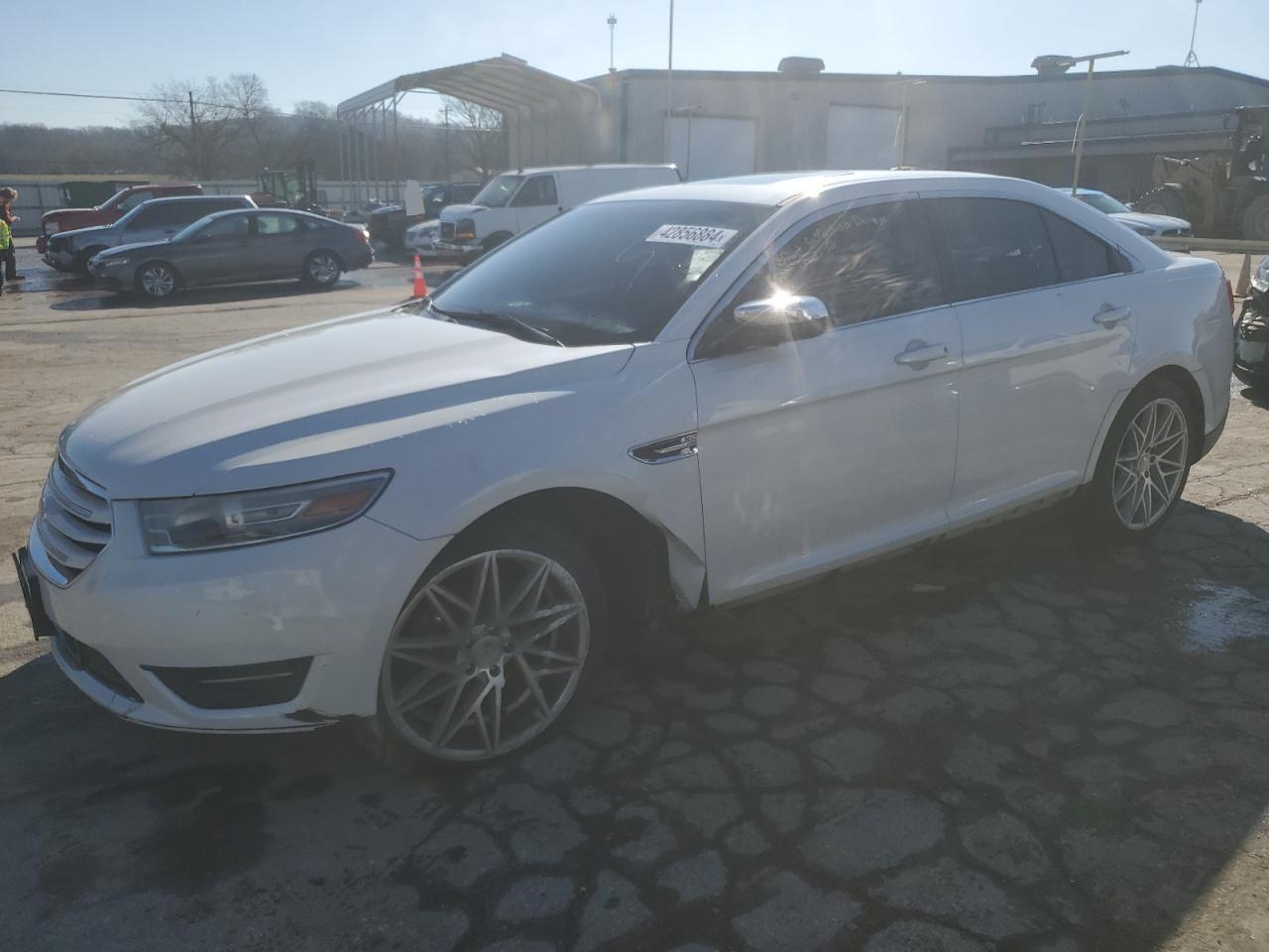 FORD TAURUS LIM 2013