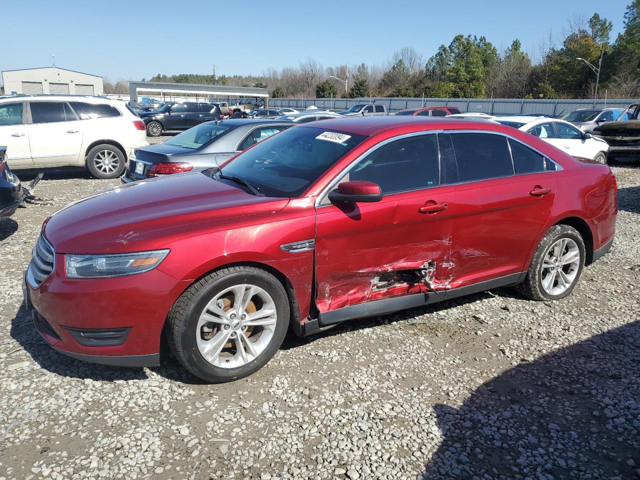 FORD TAURUS SEL 2015