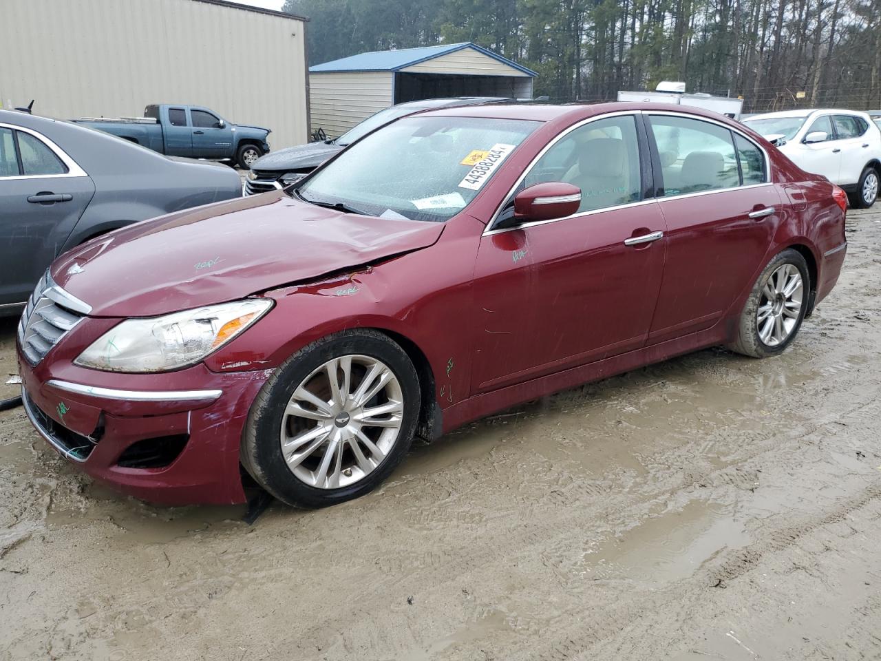 HYUNDAI GENESIS 3. 2013