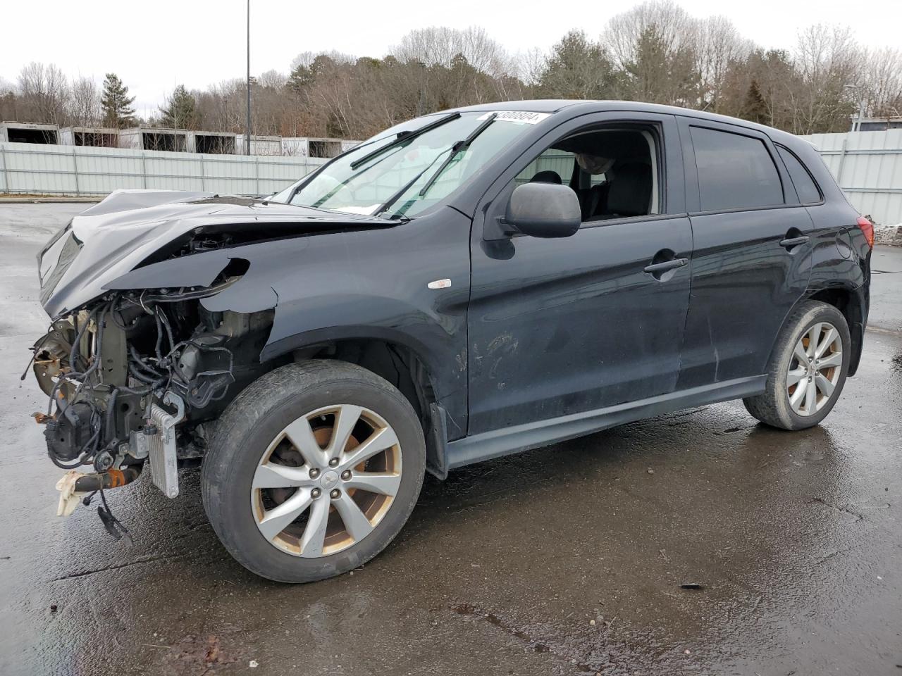 MITSUBISHI OUTLANDER 2015