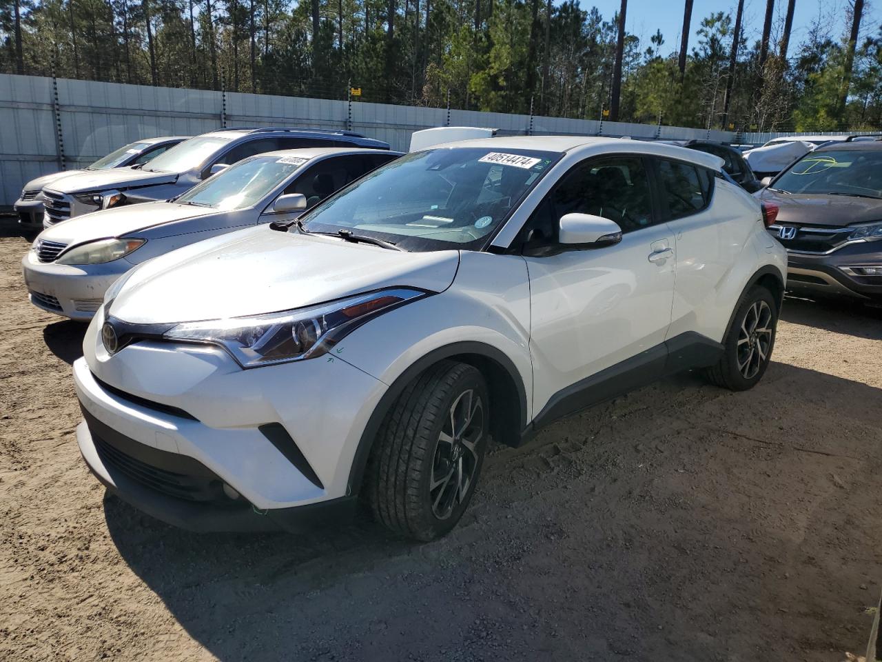 TOYOTA C-HR XLE 2018