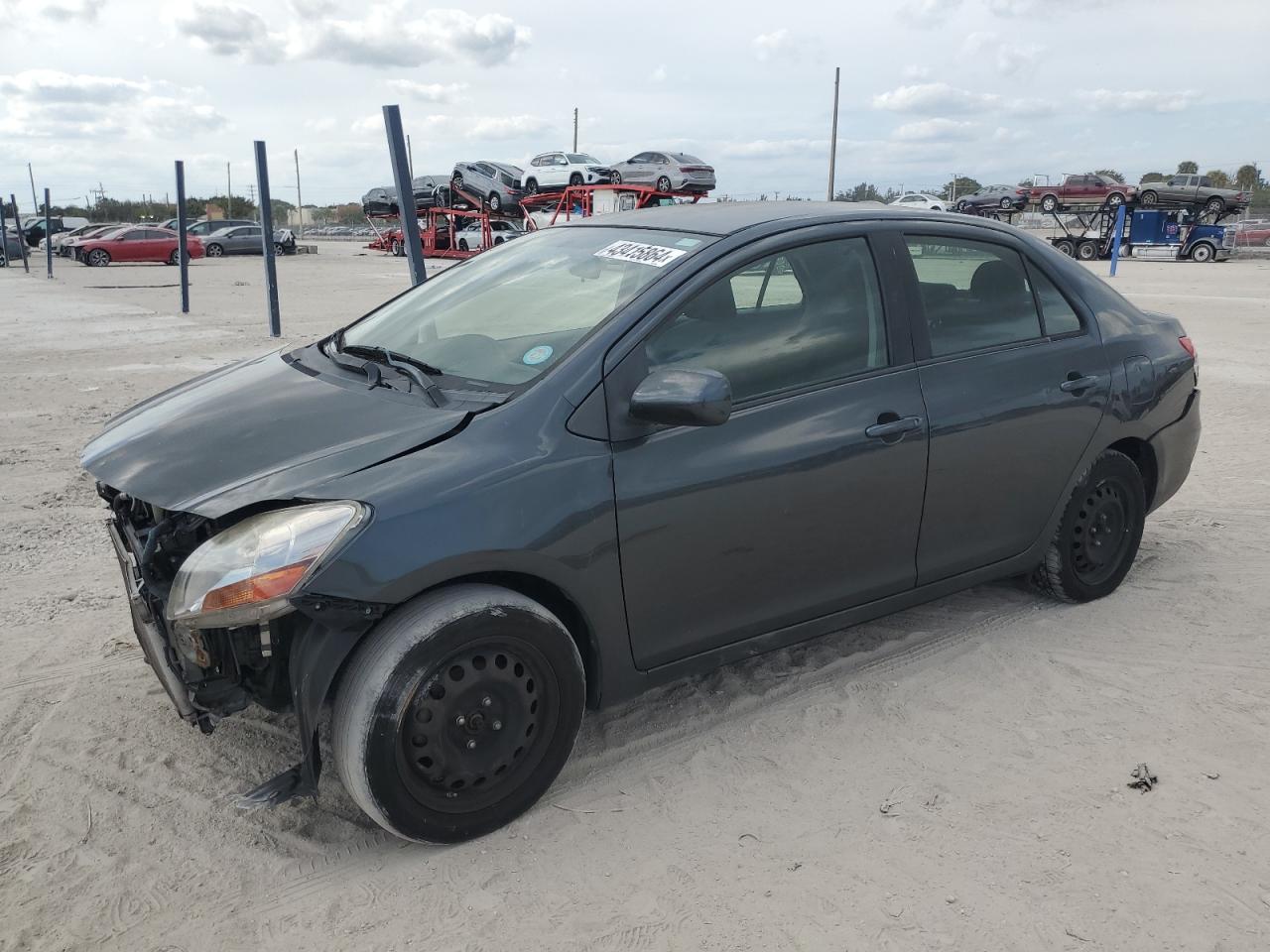 TOYOTA YARIS 2011