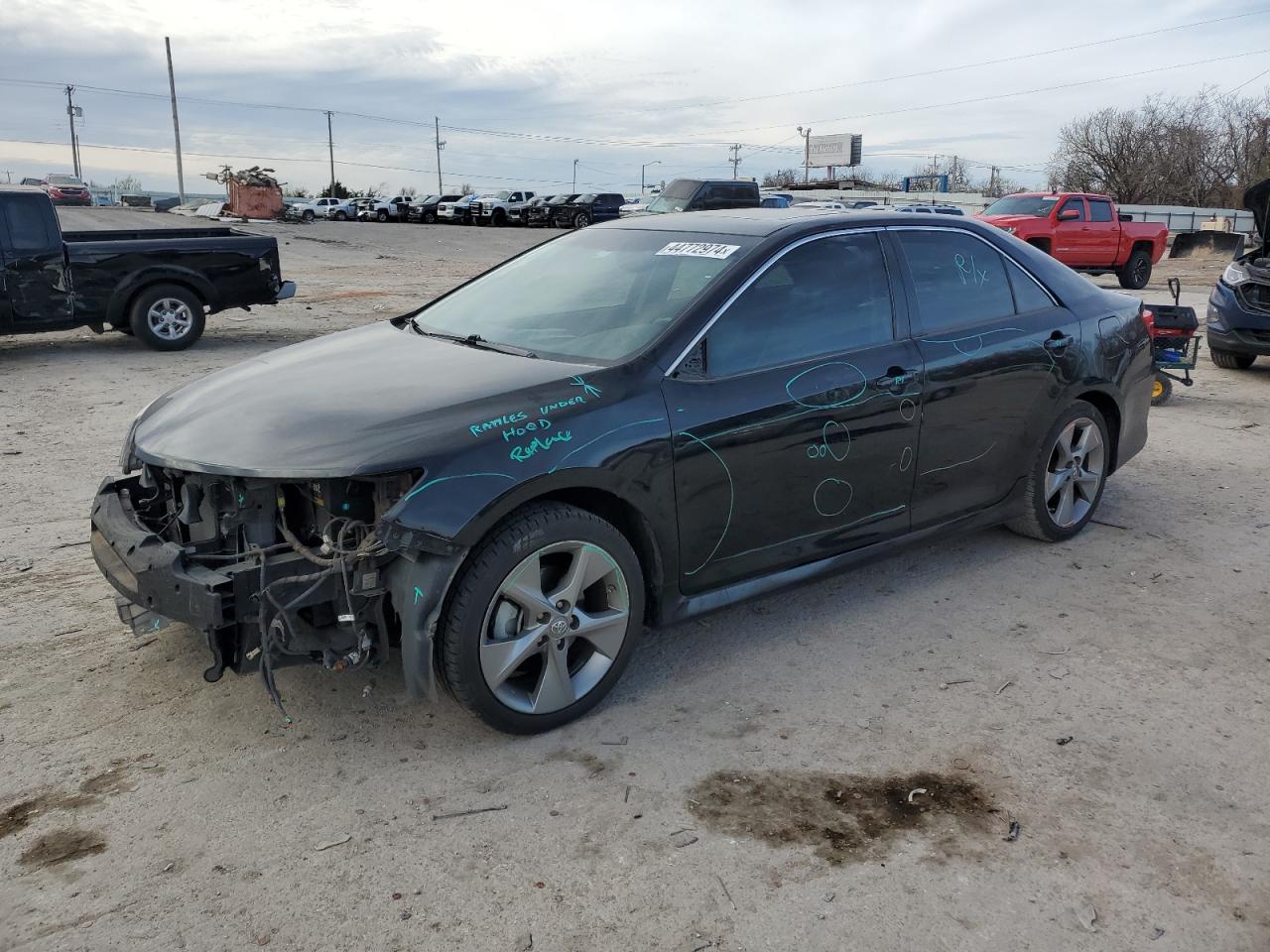 TOYOTA Camry Base 2012