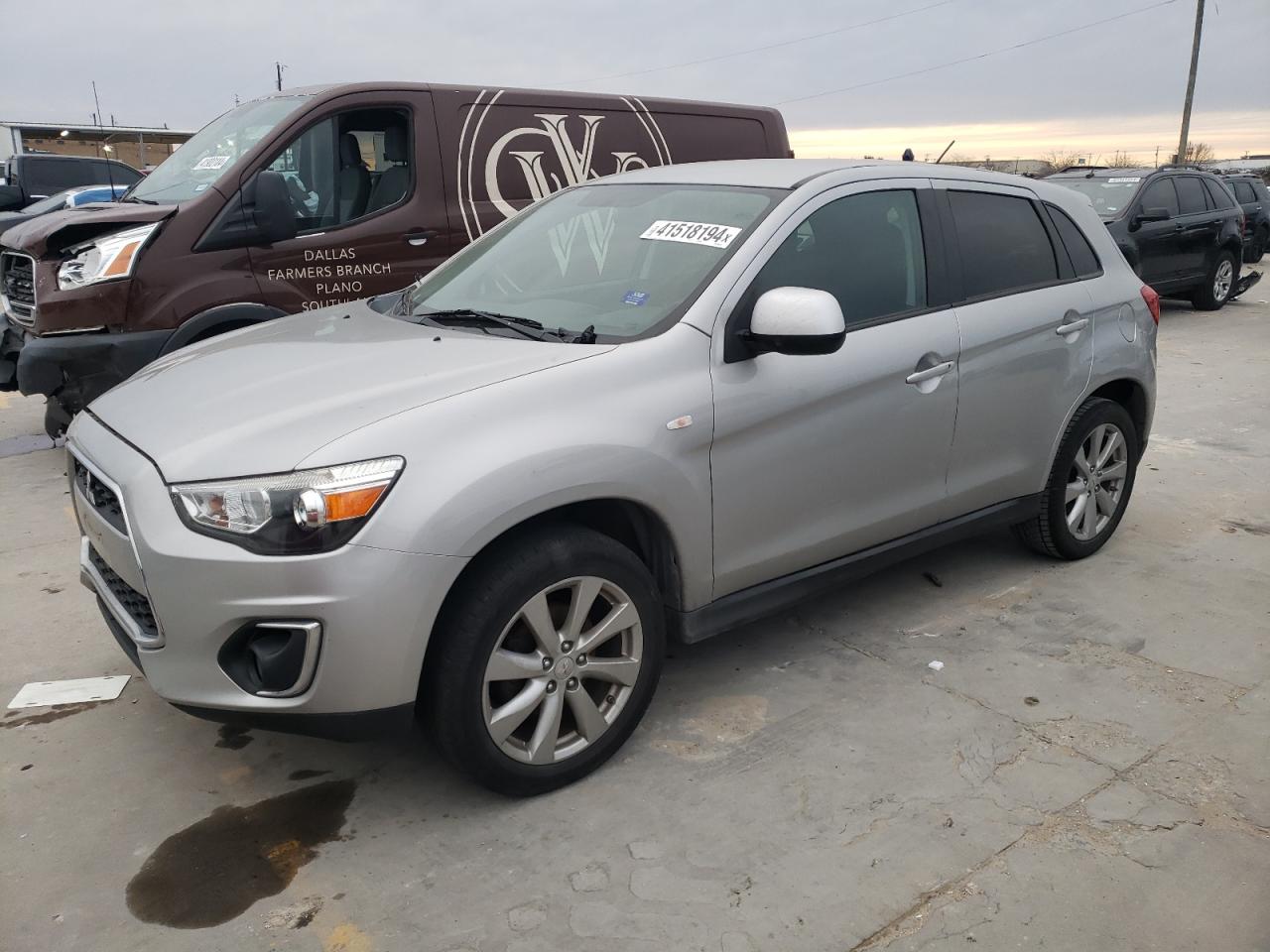 MITSUBISHI OUTLANDER 2015