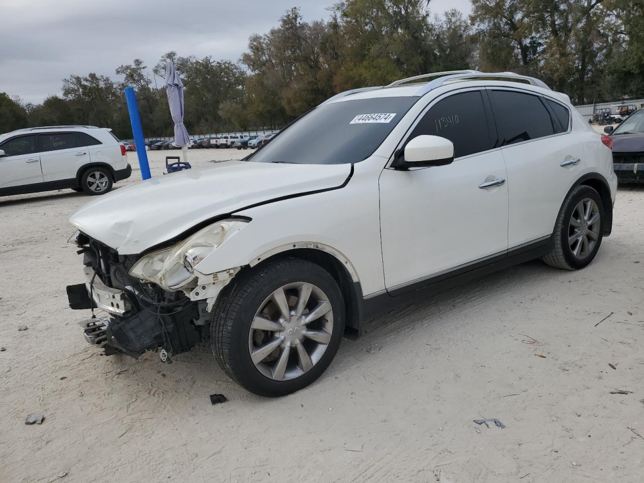 INFINITI EX35 2010