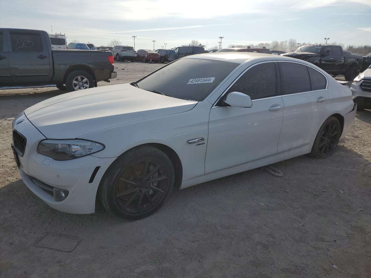 BMW 5 SERIES 2012