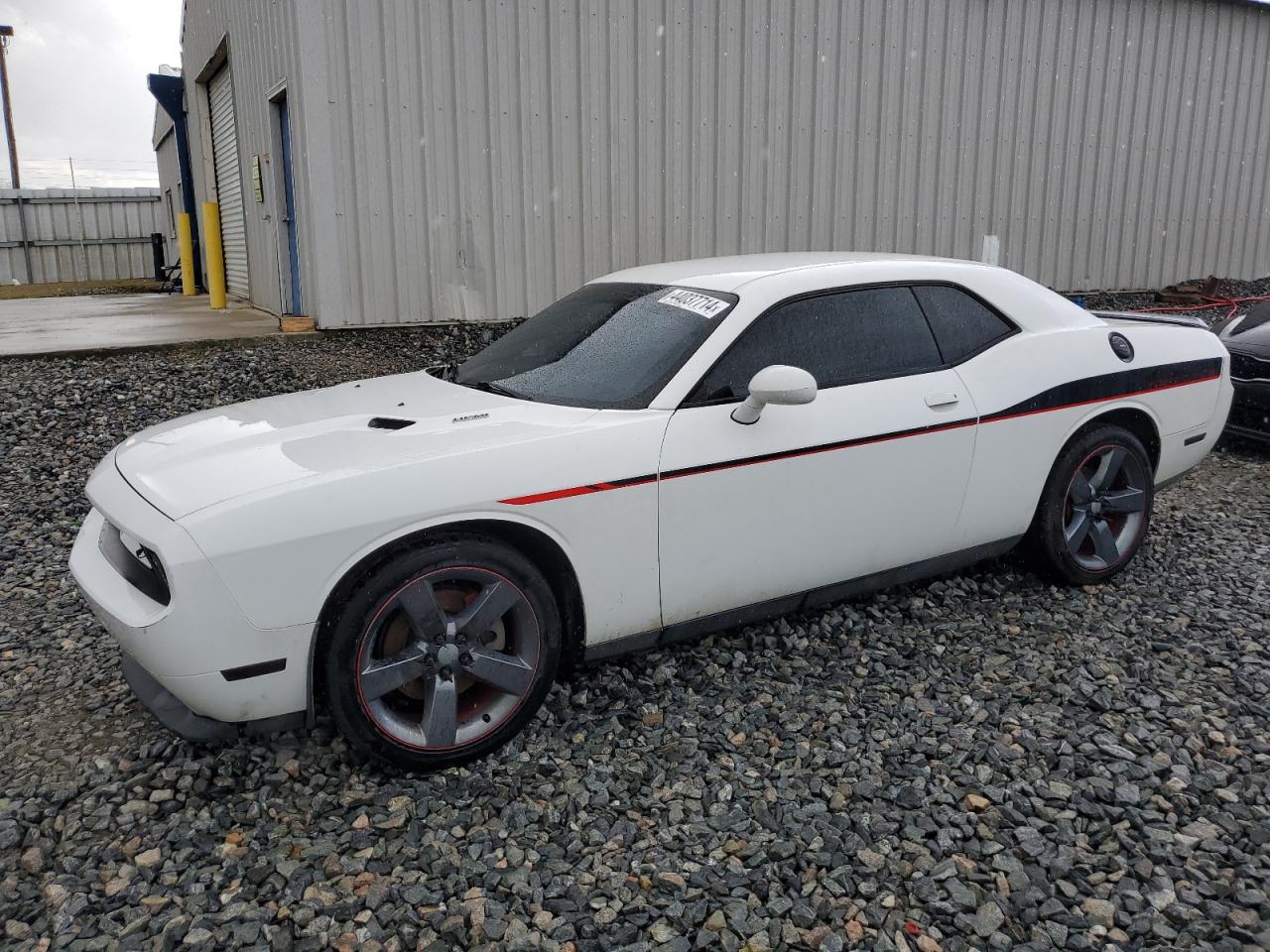 DODGE CHALLENGER 2013