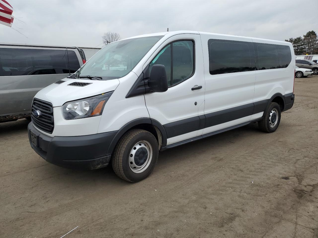 FORD TRANSIT T- 2019