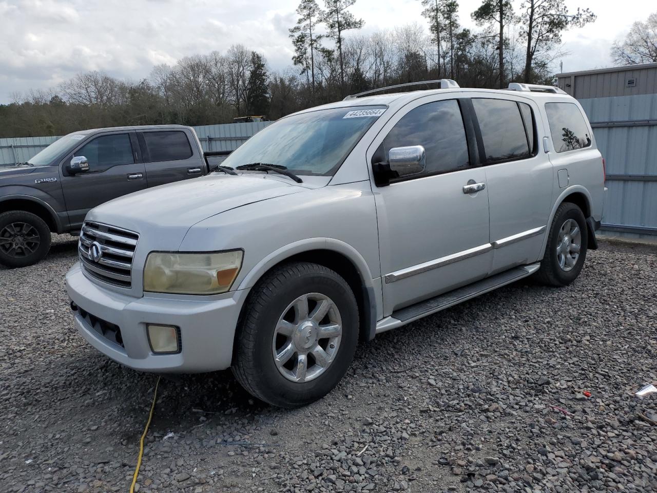 INFINITI QX56 2004