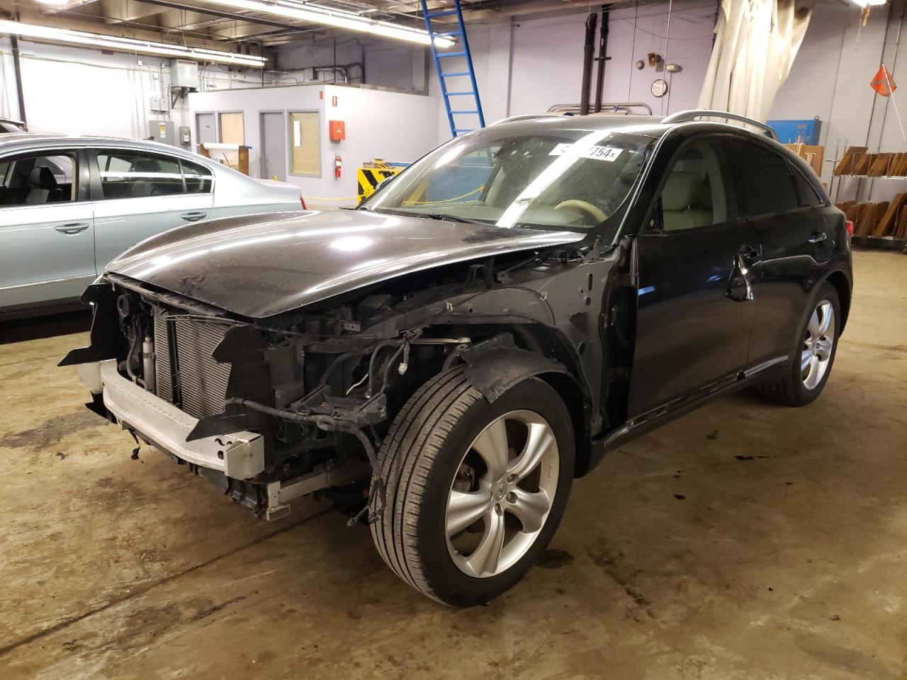 INFINITI FX35 2011