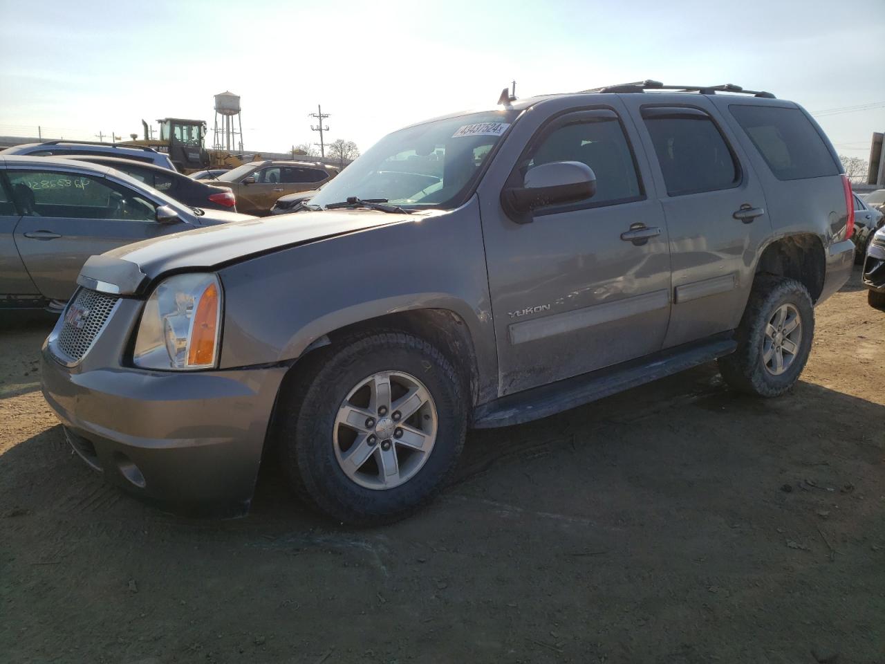 GMC YUKON SLE 2012
