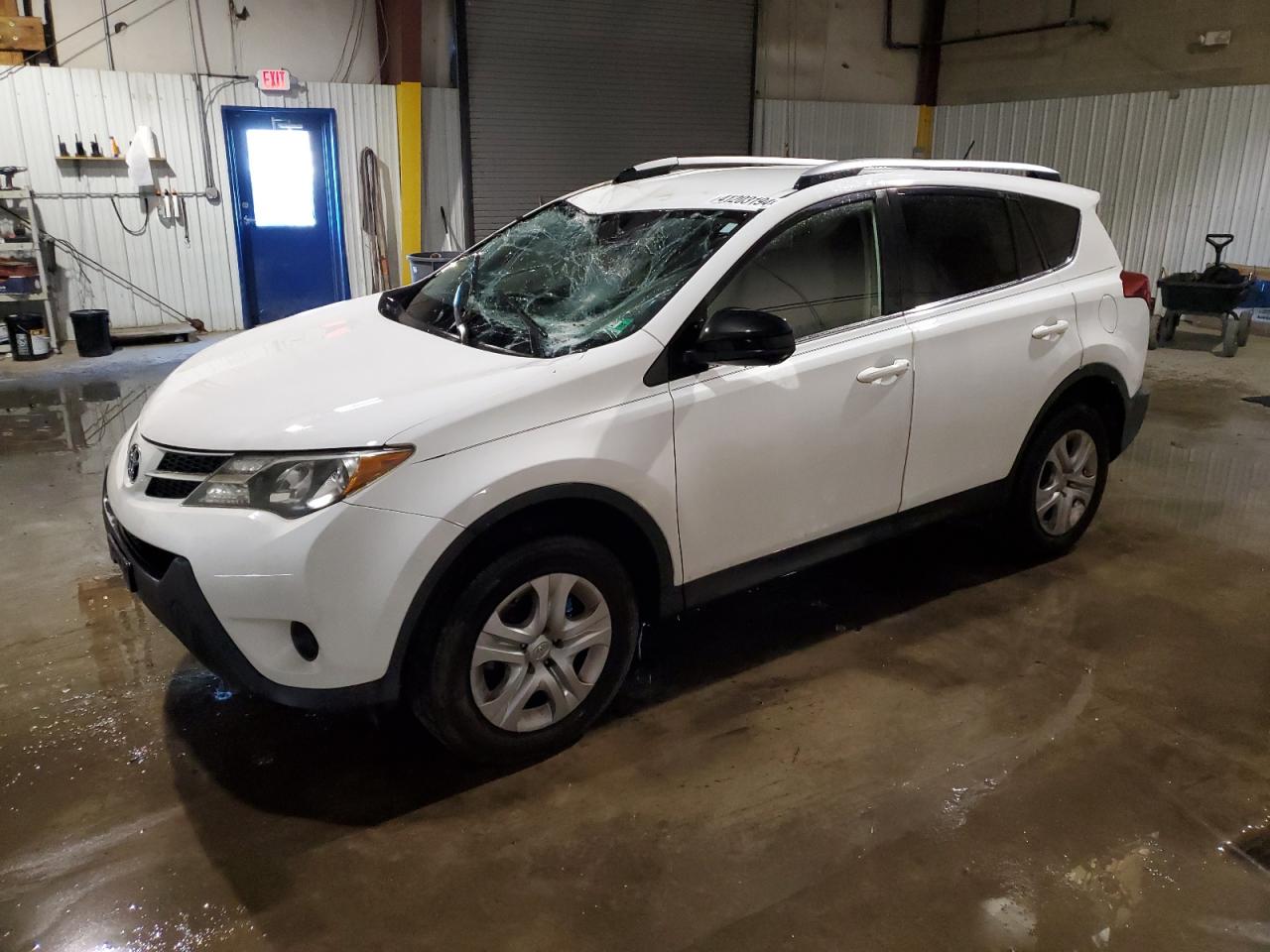 TOYOTA RAV4 LE 2014