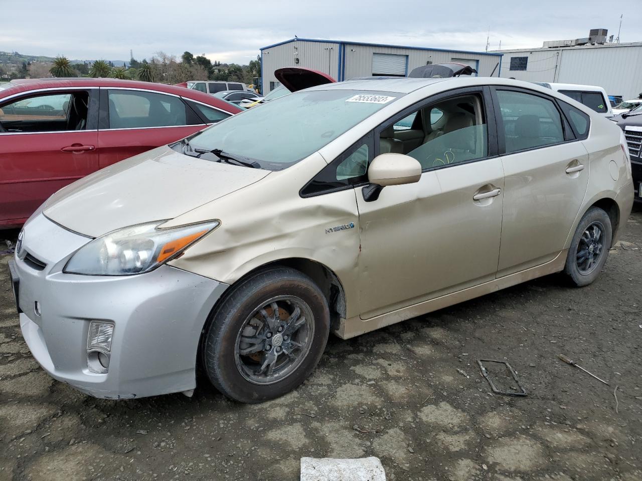 TOYOTA PRIUS 2010