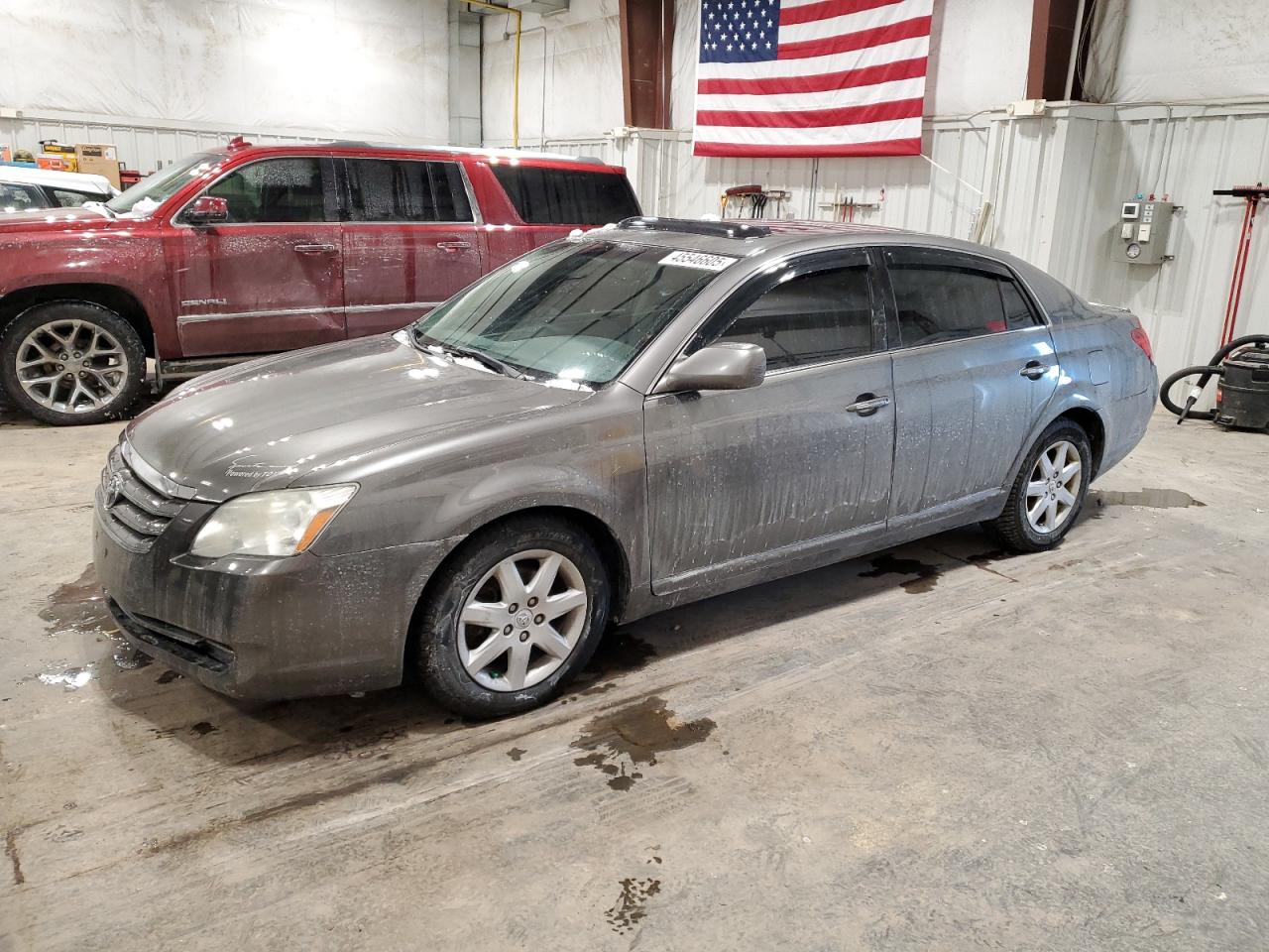 TOYOTA AVALON XL 2006