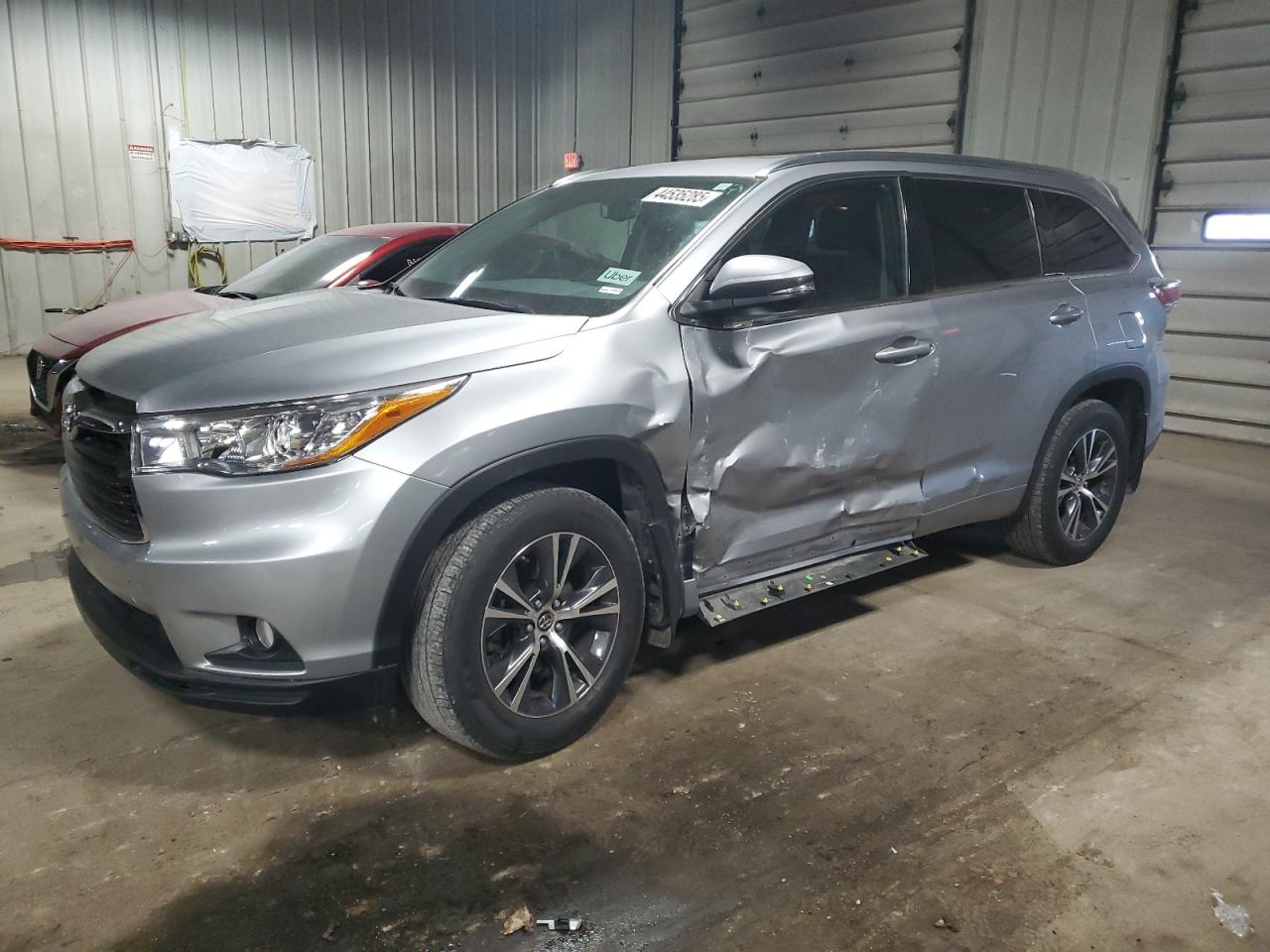 TOYOTA HIGHLANDER 2016