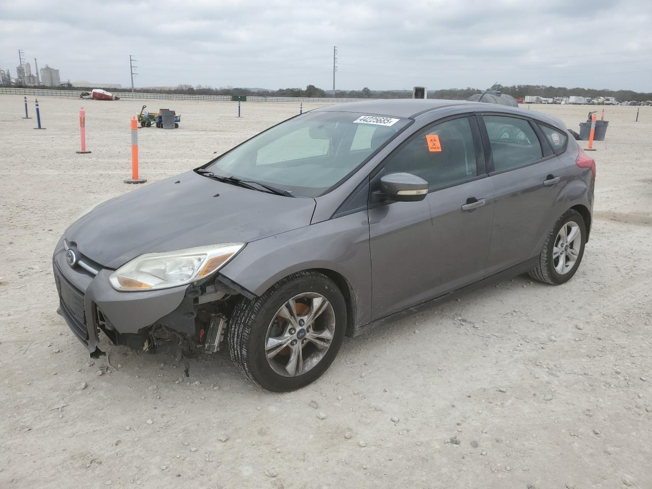 FORD FOCUS SE 2013