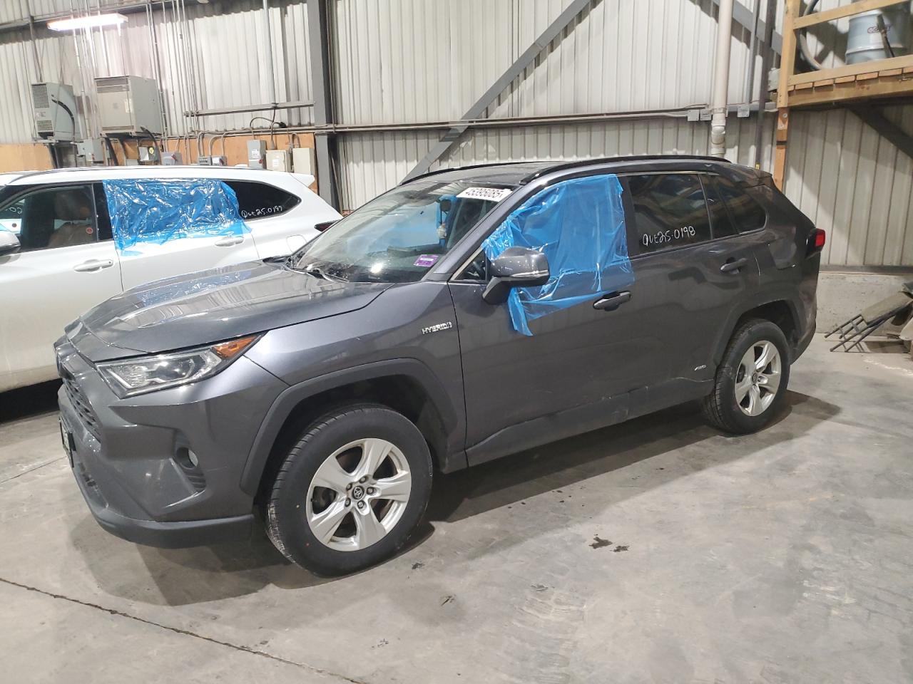 TOYOTA RAV4 XLE 2021