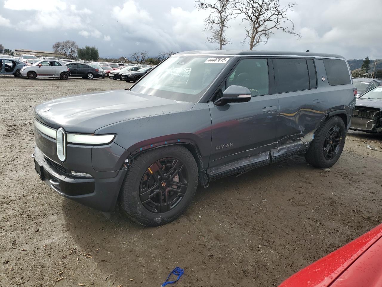RIVIAN R1S ADVENT 2023