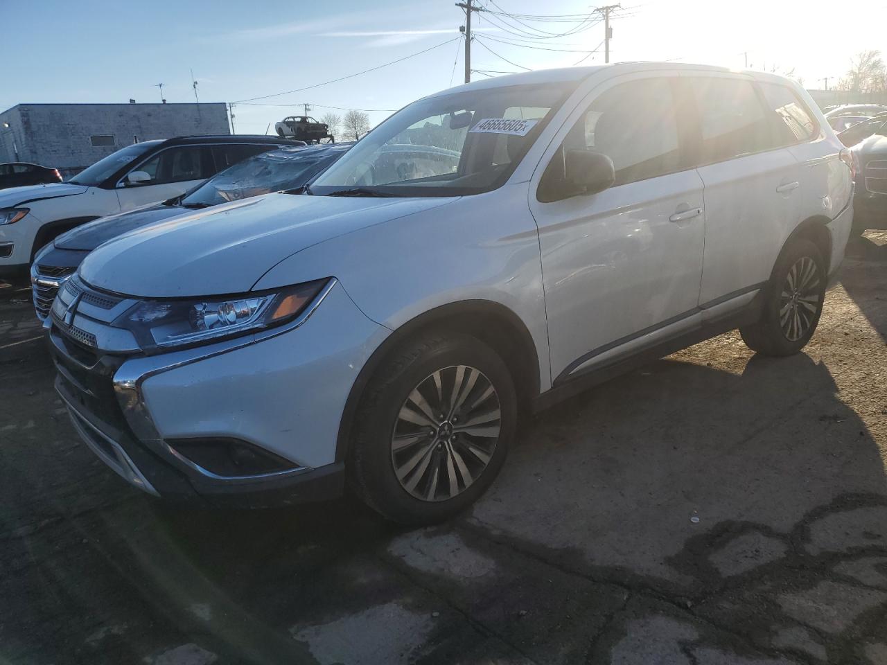 MITSUBISHI OUTLANDER 2020