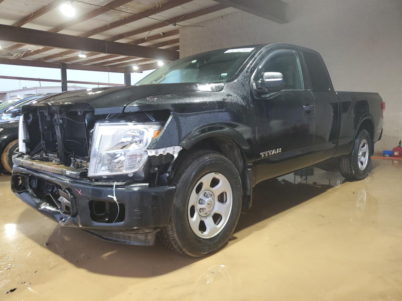 NISSAN TITAN S 2017