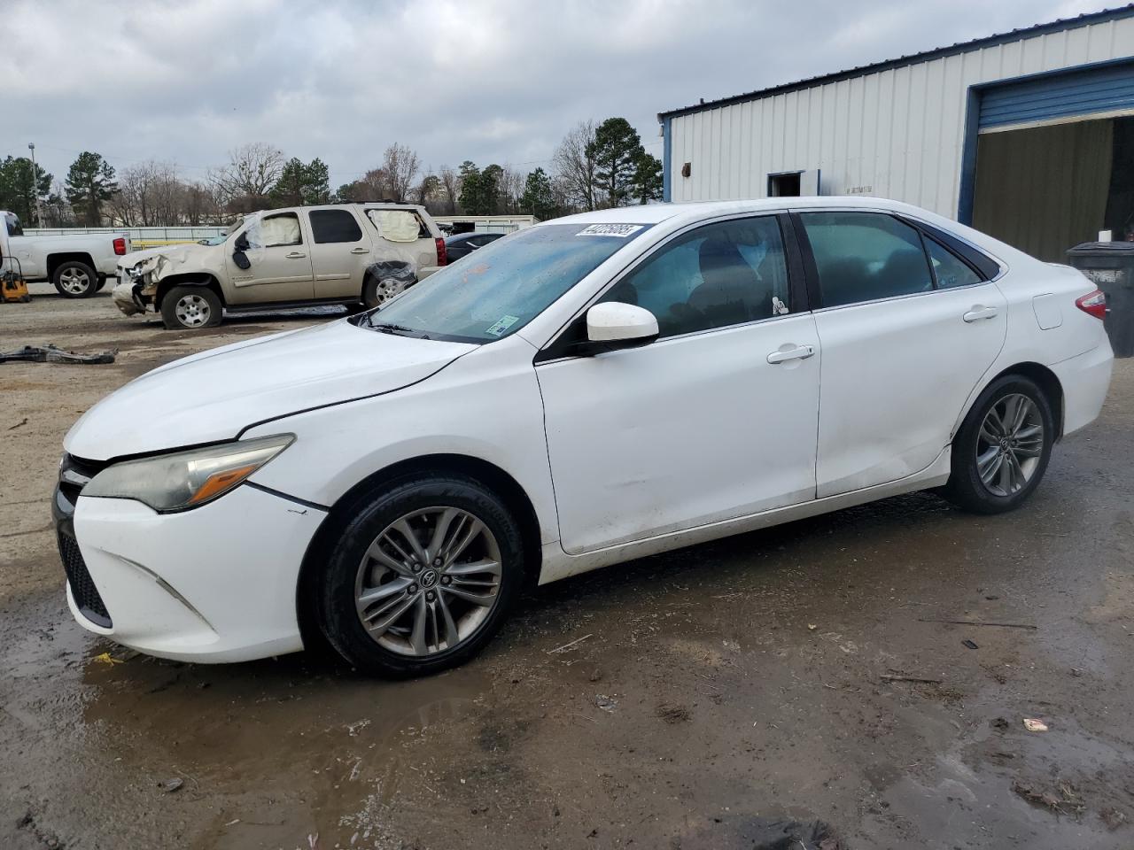 TOYOTA CAMRY LE 2016