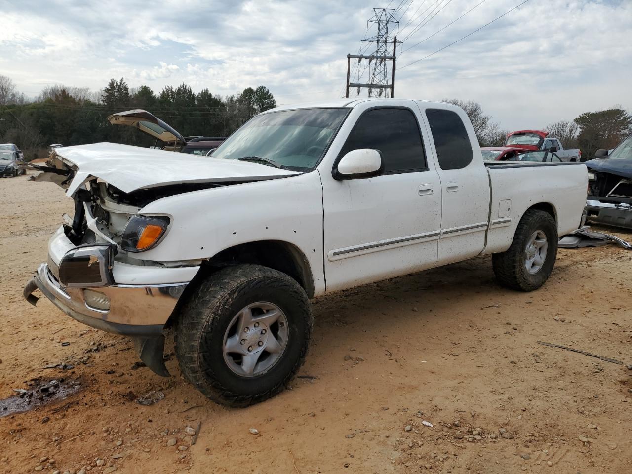 TOYOTA TUNDRA ACC 2002